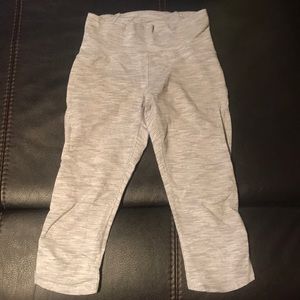 Lululemon size 6